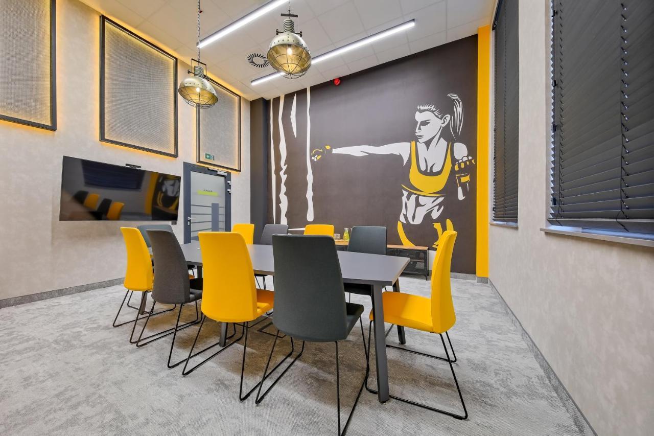 O3Hotel Варшава Экстерьер фото